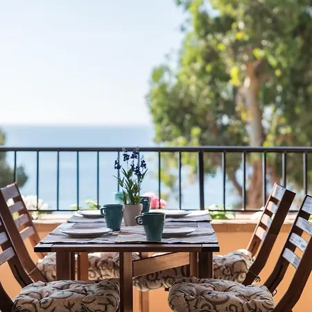 Seahomes Vacations - Cala Banys Seafront & Pkg * Lloret de Mar