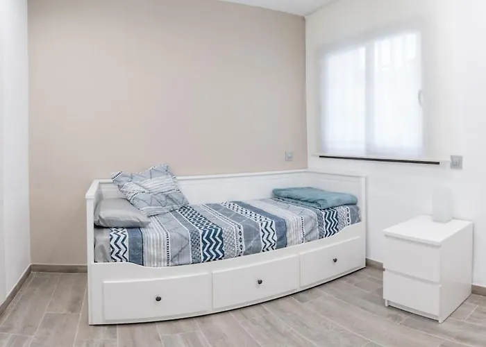 Seahomes Vacations - Cala Banys Seafront & Pkg Appartement Lloret de Mar