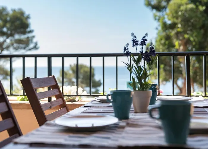 Appartement Seahomes Vacations - Cala Banys Seafront & Pkg