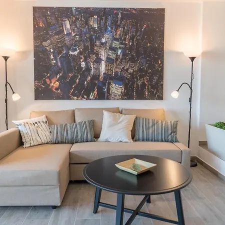 Seahomes Vacations - Cala Banys Seafront * Lloret de Mar