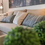 Seahomes Vacations - Cala Banys Seafront & Pkg *