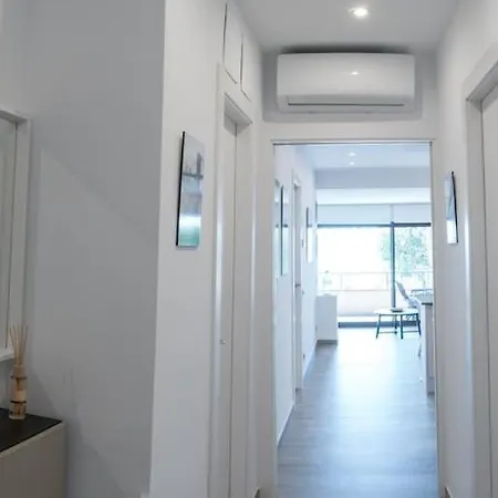 Seahomes Vacations - Cala Banys Seafront & Pkg Lloret de Mar