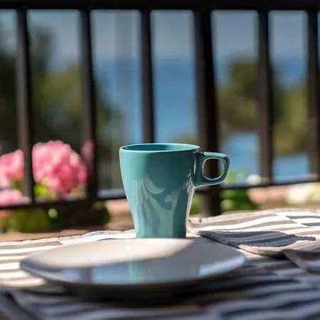 Seahomes Vacations - Cala Banys Seafront & Pkg Apartman Lloret de Mar