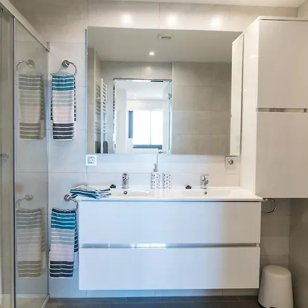 Apartman Seahomes Vacations - Cala Banys Seafront & Pkg *