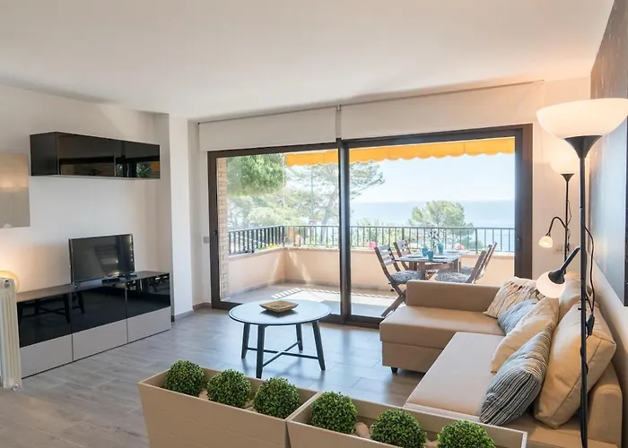 Seahomes Vacations - Cala Banys Seafront & Pkg يوريت دي مار